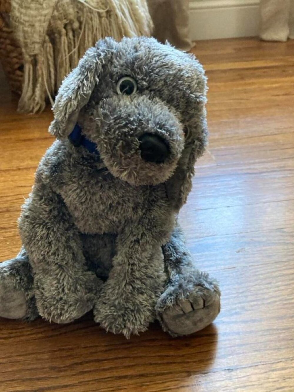 Gray Ty Beanie Baby dog with blue collar